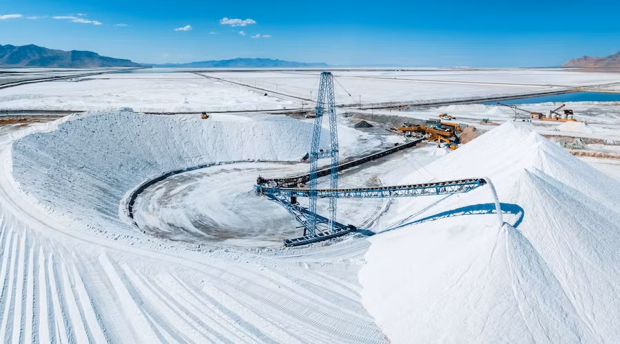 Được mệnh danh là một trong những mỏ vàng "cô đơn" nhất hành tinh, xung quanh Kupol là một vùng đất bao la, nơi mùa đông kéo dài tới 8-9 tháng với nhiệt độ có thể xuống tới -50°C. Ảnh: BBC