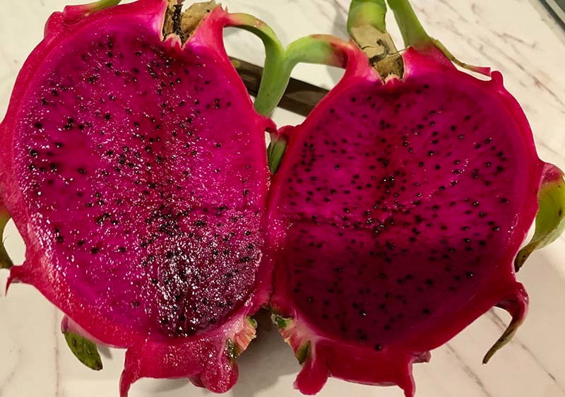 Ở thị trường trong nước, thanh long có giá trung bình từ 20.000 - 30.000 đồng/kg, tùy loại. Ảnh: Vietnamnet