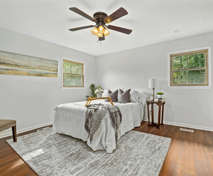 Quạt trần nên chọn thiết kế hiện đại, kiểu dáng đẹp, phù hợp với đồ trang trí trong nhà. Ảnh: Maria Orlova/Pexels