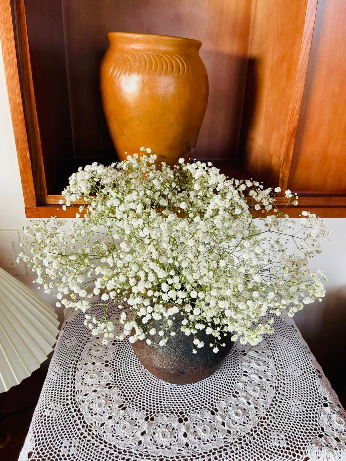 Ngôi nhà của MC Đại Nghĩa được đặt tên "Mộc hương viên - - một khu vườn tĩnh lặng, yên bình, mộc mạc cùng với hương thơm của cỏ cây hoa lá". Ảnh: FB Bùi Đại Nghĩa