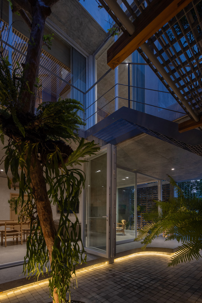 Các khoảng không được định hướng ra phía sông An Cựu, tận dụng tối đa luồng gió tự nhiên đối lưu, mang lại sự thông thoáng. Ảnh: Hoang Le