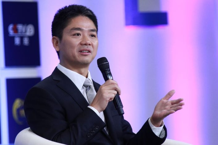 Sau khi thành danh, tỷ phú Lưu không ngừng giúp Tô Châu thu hút đầu tư, giải quyết vấn đề việc làm. Ông đầu tư 4,5 tỷ tệ để phát triển công viên công nghệ thông tin tại Tô Châu. Ông còn quyên góp 100 triệu tệ để giúp phát triển giáo dục tại địa phương. Ảnh: Caixin Global