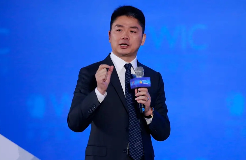 Tỷ phú Lưu Cường Đông đang sở hữu khối tài sản hơn 6 tỷ USD. Ảnh: Business Insider