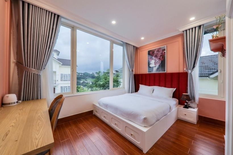 Kiều Linh tiết lộ đã đầu tư 30 tỷ đồng cho căn biệt thự “đẹp như mơ” giữa thành phố ngàn hoa. Ảnh: FBNV