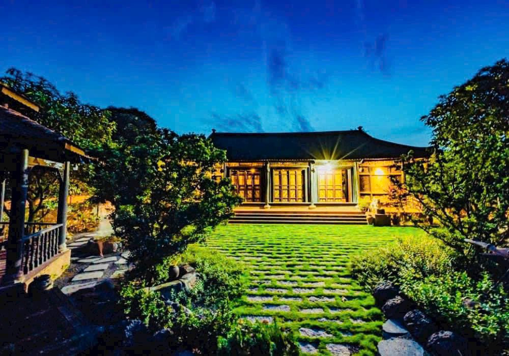 Dù không tiết lộ chi phí xây dựng, song nhiều người dự đoán cơ ngơi của Hoàng Mập phải lên đến hàng chục tỷ đồng. Ảnh: FB Hoàng Minh Bùi