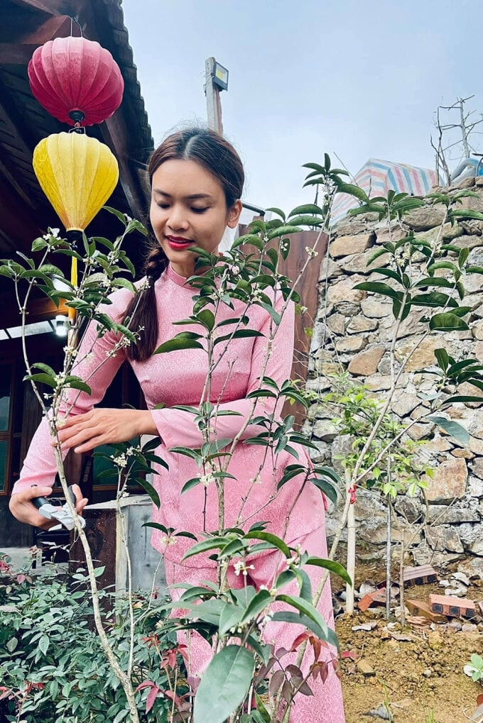 Nhưng sau một thời gian, Phạm Phương Thảo cảm thấy đây chính là nơi mình thuộc và những xô bồ nơi phố thị không còn phù hợp. Ảnh: FB Phạm Phương Thảo