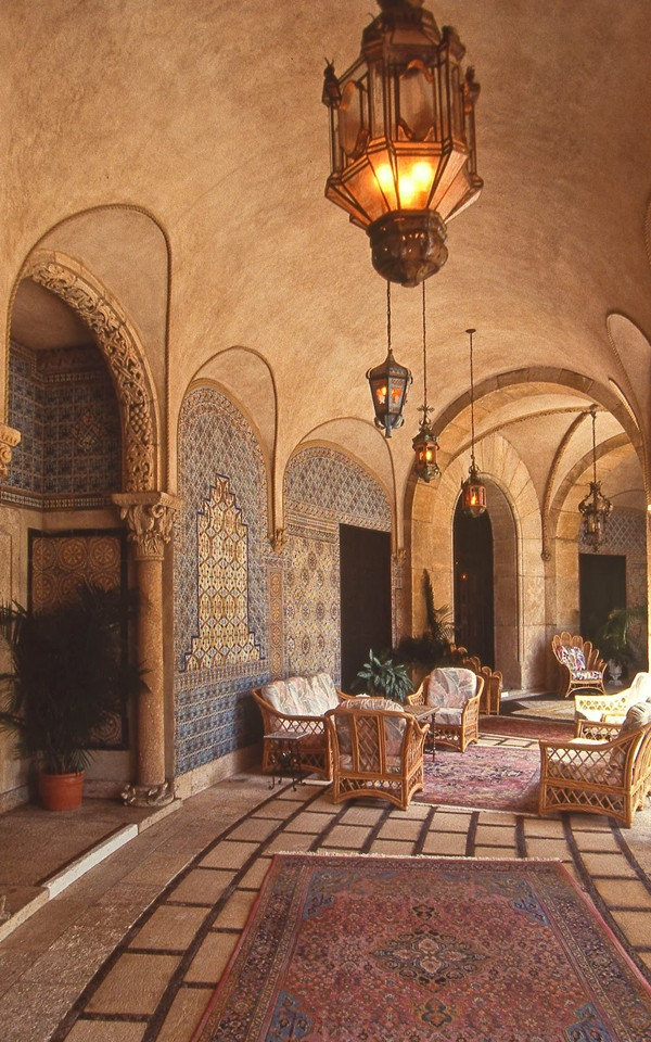 Năm 1985, Mar-a-Lago được ông Donald Trump mua lại, đánh dấu bước ngoặt quan trọng trong lịch sử khu nghỉ dưỡng. Ảnh: Telegraph