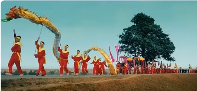 Nếu MV Bắc Bling của Hòa Minzy tiếp tục tăng trưởng mạnh, đạt 50-60 triệu lượt xem, tổng doanh thu từ YouTube có thể lên đến hàng trăm triệu đến cả tỷ đồng. Ảnh chụp màn hình