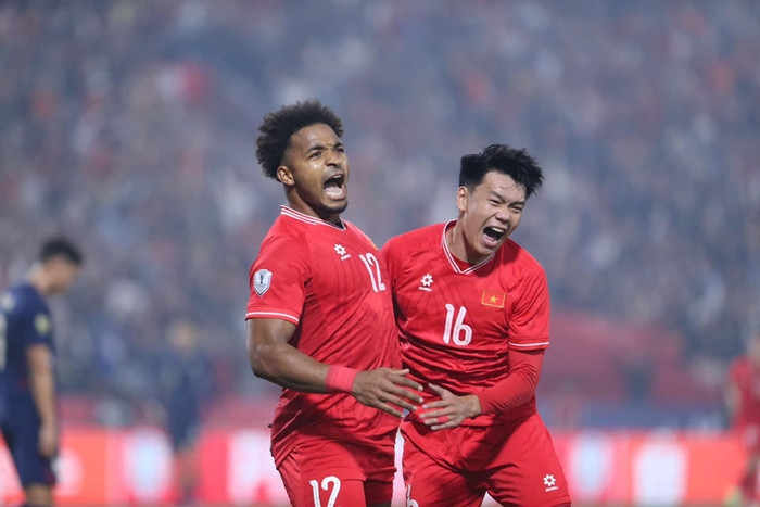 Chia sẻ trong chương trình "Chào đón nhà vô địch", Duy Mạnh tiết lộ Thành Chung là người nóng tính nhất đội tuyển. Ảnh: FBNV