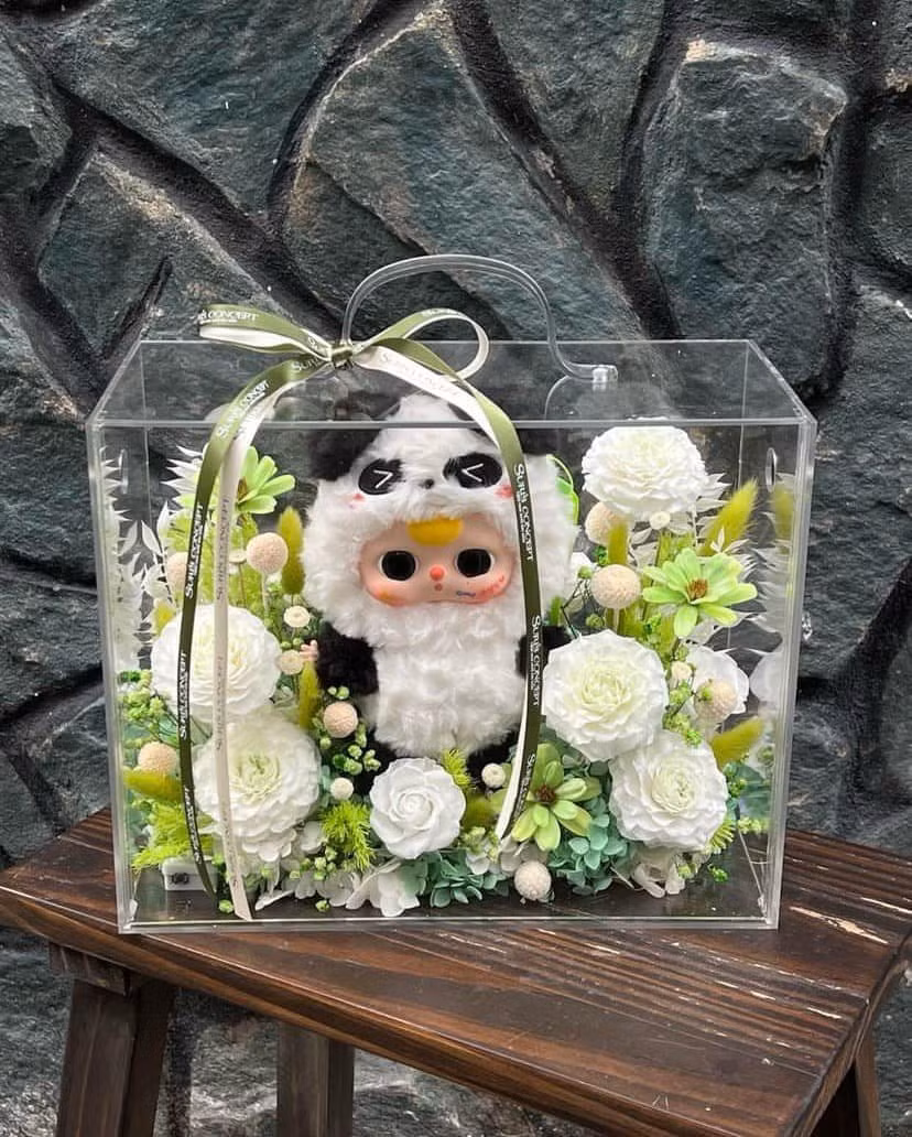 Baby Three là món đồ chơi từ Trung Quốc. Theo đó, những nhân vật bằng bông có khuôn mặt tròn cùng biểu cảm đáng yêu, phong phú, ngoại hình ngây thơ và thân thiện, thường được thiết kế theo nhiều chủ đề bộ sưu tập: hải sản, cổ tích, bánh ngọt, 12 con giáp...Ảnh: FB Phương Mai