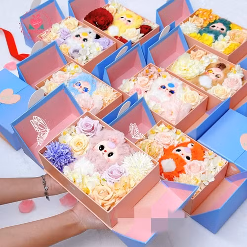 Những hộp quà Baby Three được trang trí bắt mắt. nh: FB Nhóc Giftshop