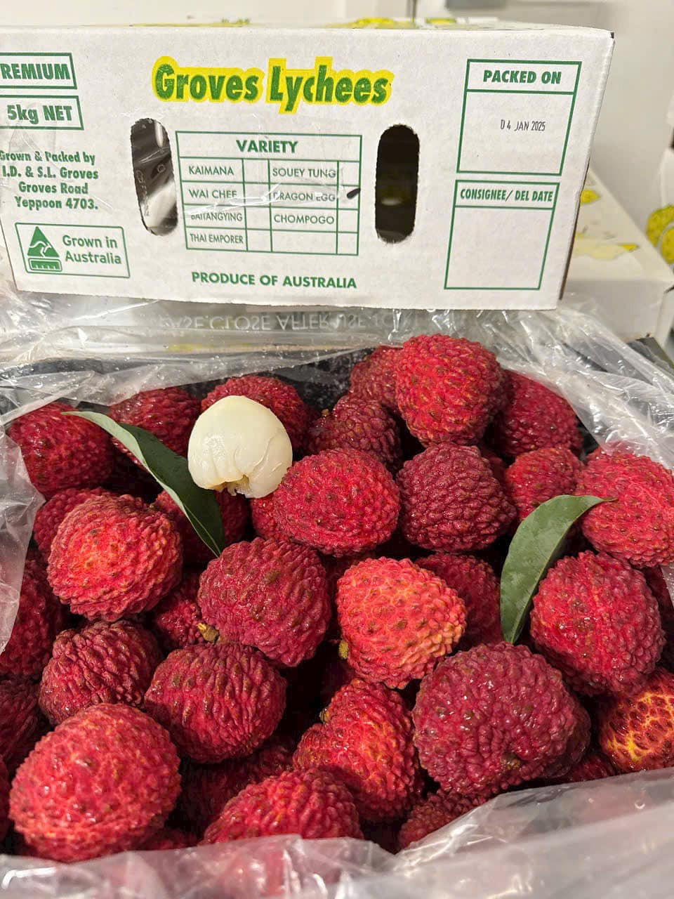 Mức giá này cao gấp 5 lần vải thiều loại 1 chính vụ của Việt Nam. Ảnh: FB Lê Mỹ Ngân