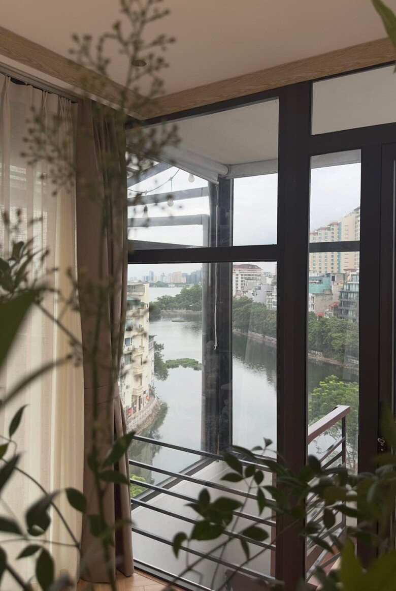 Trước đó, vợ diễn viên Huỳnh Anh từng hé lộ căn nhà sở hữu tầm "view triệu đô". Ảnh: FBNV