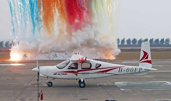 Sải cánh máy bay 13,5 m, chiều dài 8,4 m và trọng lượng cất cánh tối đa 1.260 kg. Ảnh: Flyer