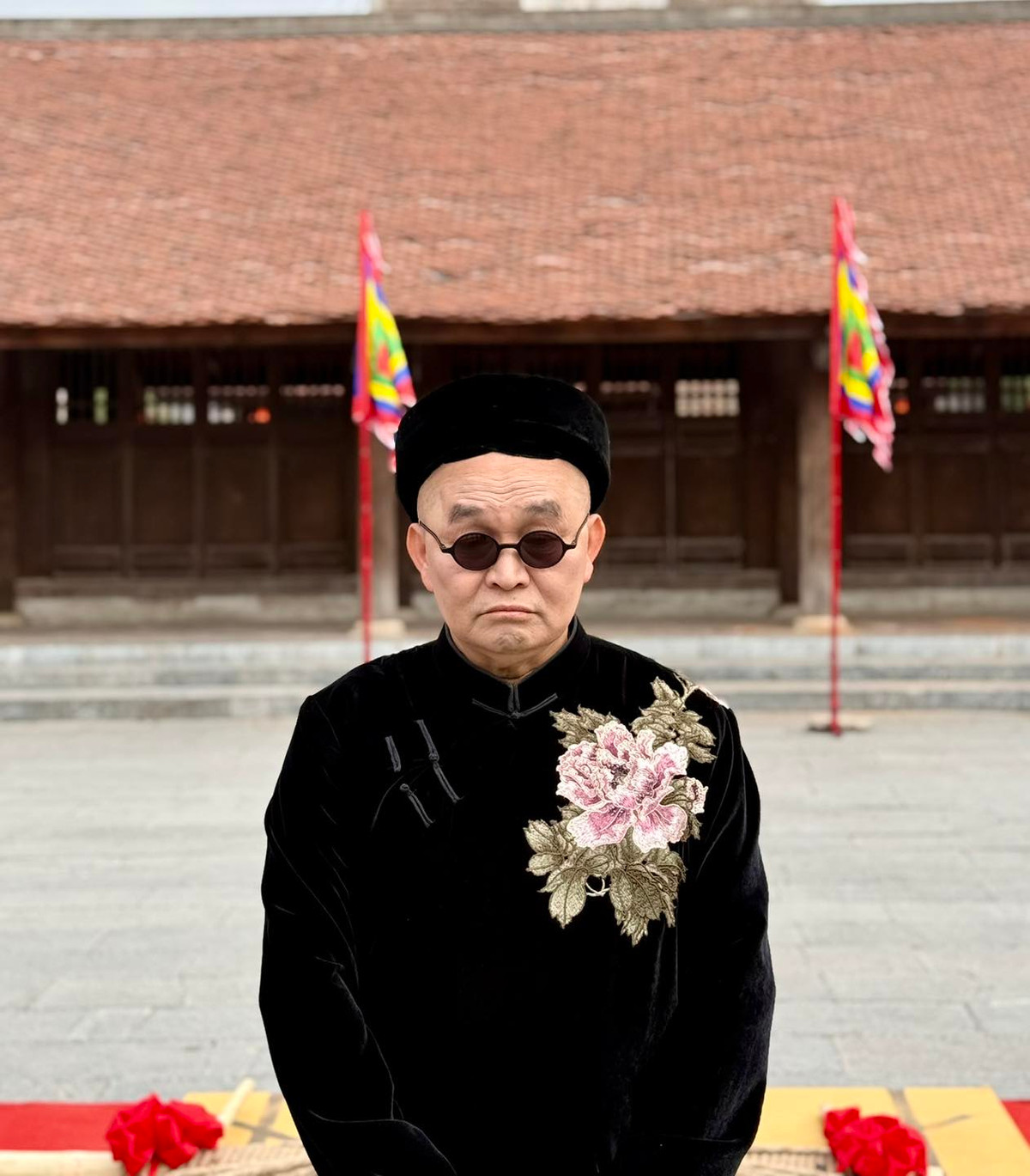 Nghệ sĩ Xuân Hinh còn được mệnh danh là "Vua hài đất Bắc". Sau hơn 40 hoạt động nghệ thuật, danh hài Xuân Hinh có tiếng là giàu ngầm trong giới showbiz Việt. Ảnh: FB Xuân Hinh