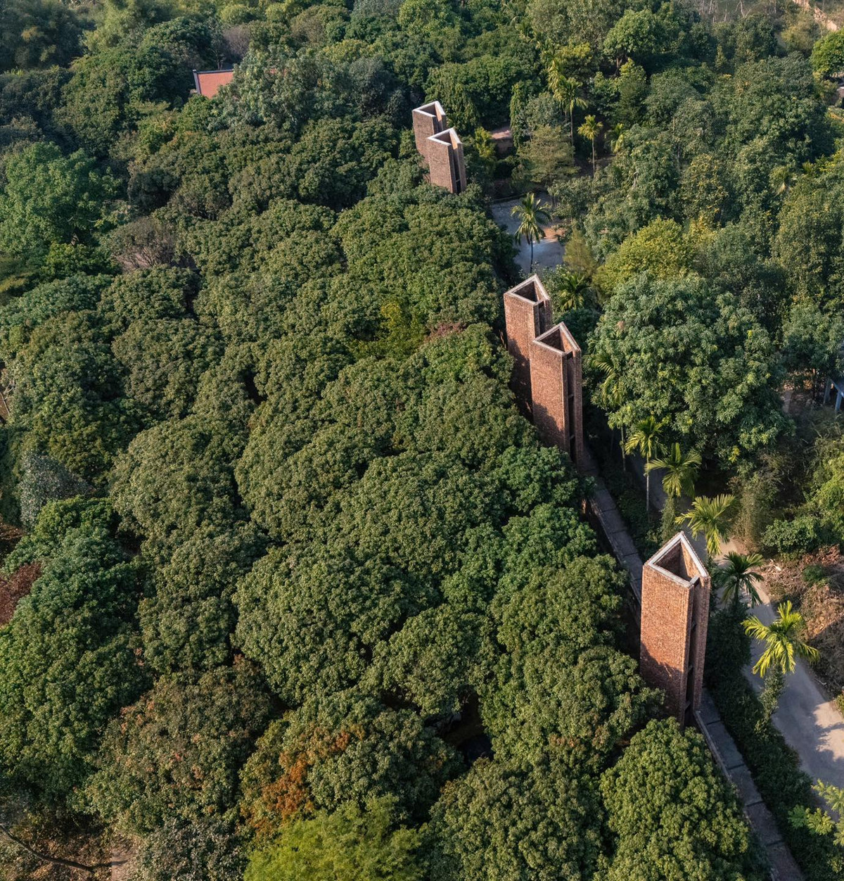 Công trình rộng tới 5.000m2 được Domus - tạp chí kiến trúc uy tín hàng đầu thế giới xếp hạng Best Architecture Projects 2023 (Dự án kiến trúc tốt nhất năm 2023). Ảnh: FB Xuân Hinh