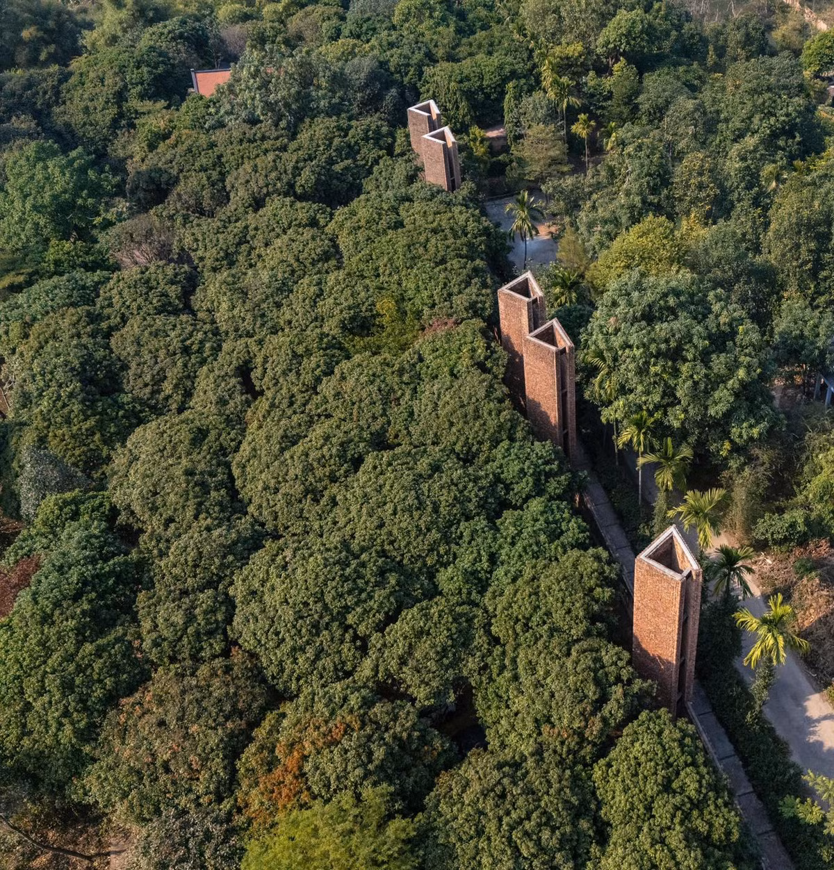 Công trình rộng tới 5.000m2 được Domus - tạp chí kiến trúc uy tín hàng đầu thế giới xếp hạng Best Architecture Projects 2023 (Dự án kiến trúc tốt nhất năm 2023). Ảnh: FB Xuân Hinh