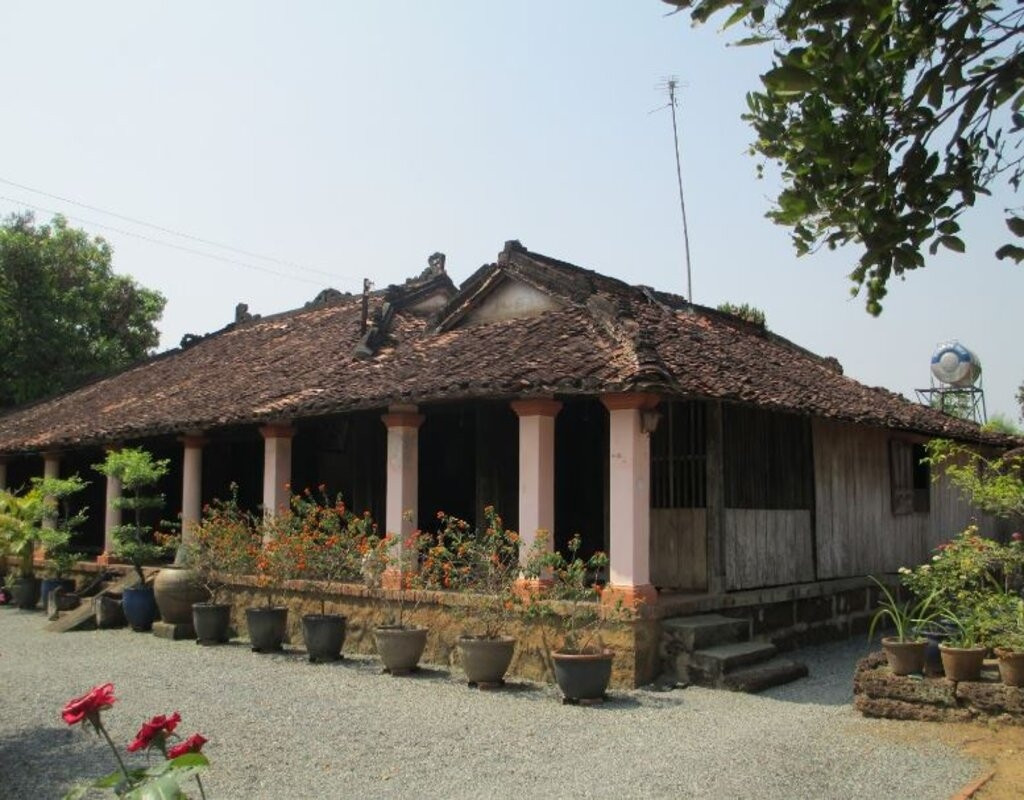 Tọa lạc tại cù lao Bạch Đằng (xã Bạch Đằng, TP Tân Uyên, Bình Dương), nhà cổ Đỗ Cao Thứa được xây dựng vào cuối thế kỷ 19. Ảnh: Mia
