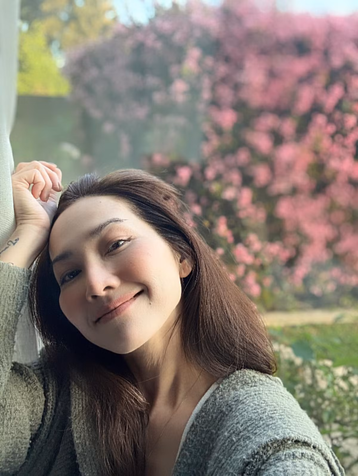 Rời làng giải trí Việt Nam khi sự nghiệp đang phát triển, diễn viên Kim Hiền từng khiến nhiều khán giả tiếc nuối. Kim Hiền hiện sống trong ngôi nhà ở Fountain Valley California (Mỹ). Ảnh: FB Kim Hien