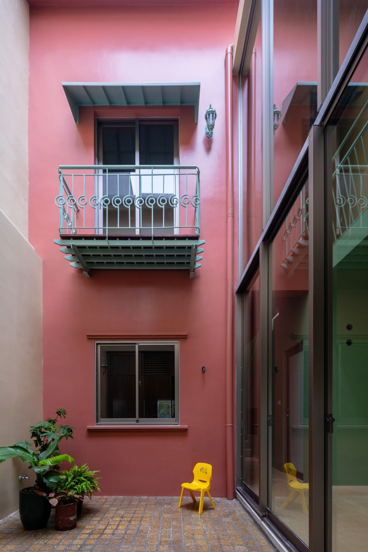 Trên thực tế, căn nhà thuộc sở hữu của một cặp vợ chồng trung niên ở dưỡng già. Ảnh: Facebook