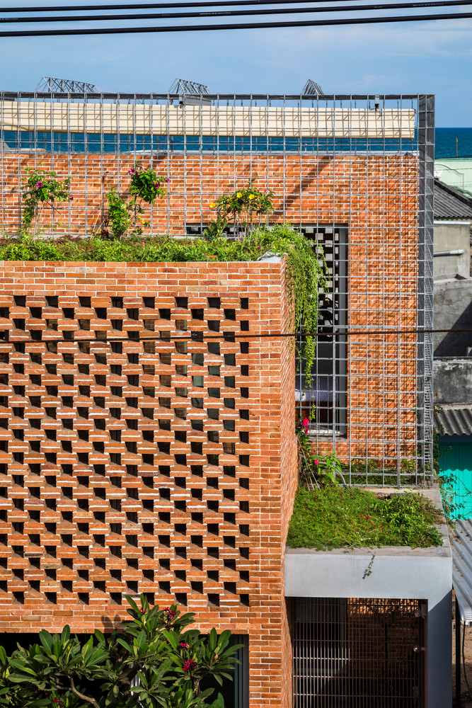 Tạo không gian thoải mái là ưu tiên hàng đầu, mà không sử dụng các thiết bị cơ học hoặc công nghệ cần bảo trì nhiều. Ảnh: Hiroyuki Oki