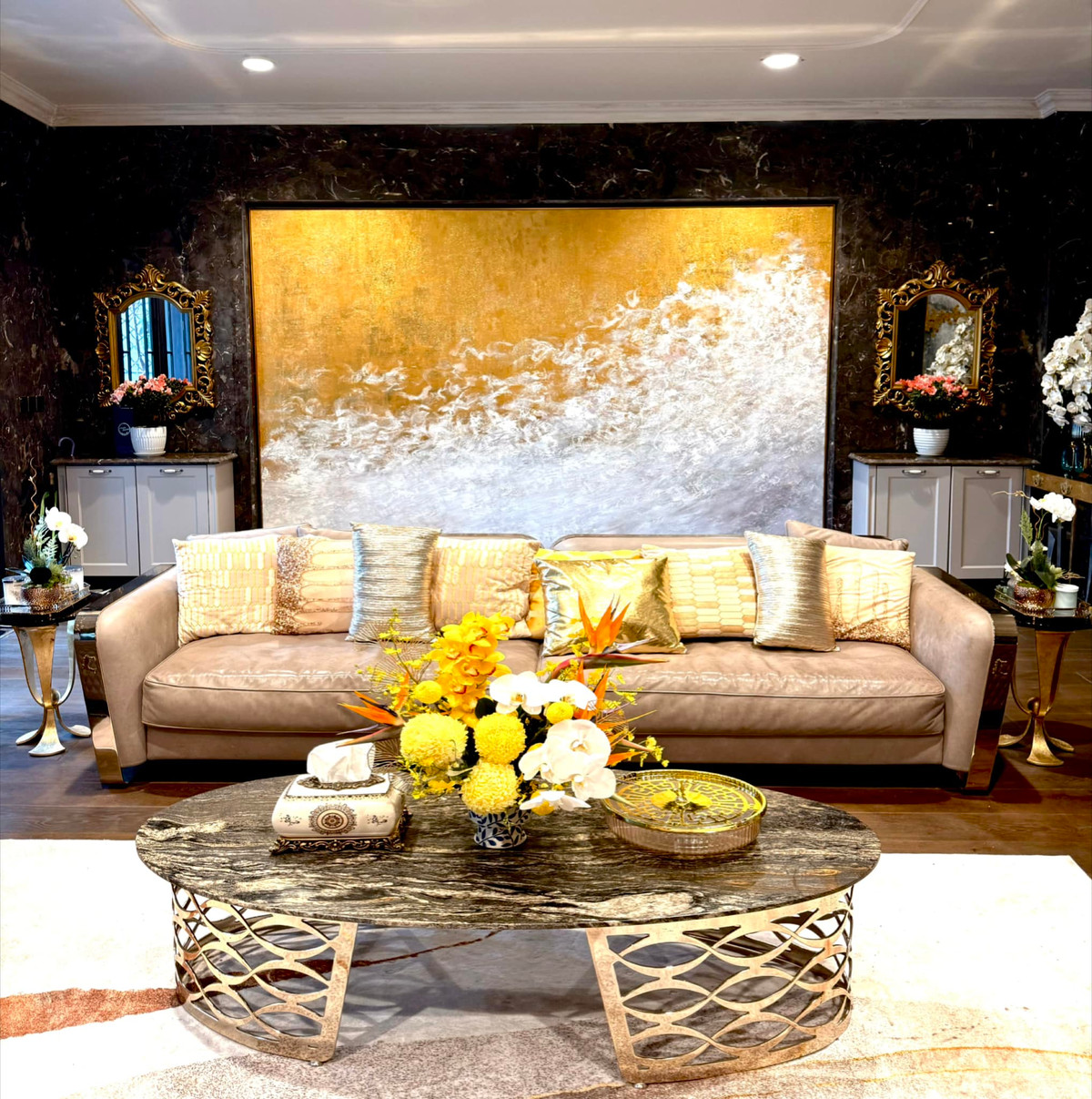 Bình hoa nhỏ nhưng rất xinh xắn. Ảnh: FB Lã Thanh Huyền