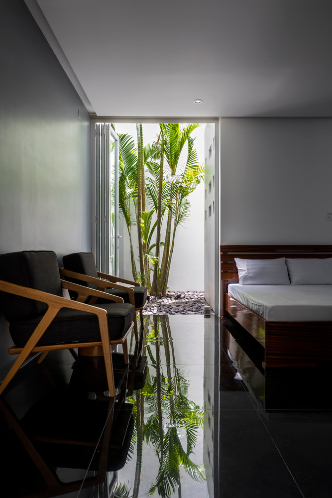 Việc sử dụng điều hòa là lựa chọn cuối cùng khi bên ngoài không có gió. Ảnh: Hiroyuki Oki