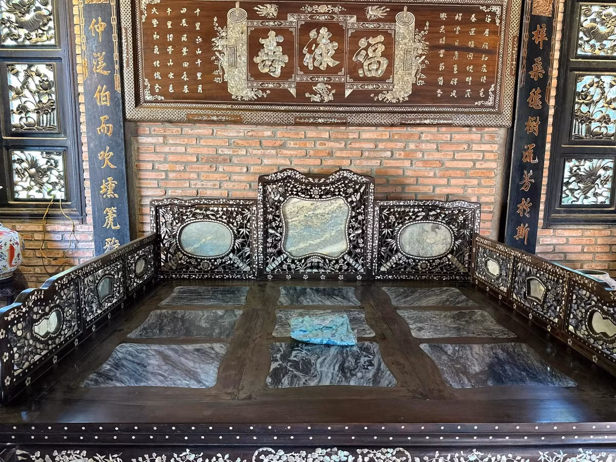 Khán giả ngỡ ngàng trước sự đầu tư của Hoàng Mập dành cho ngôi biệt phủ. Ảnh: FB Hoàng Minh Bùi