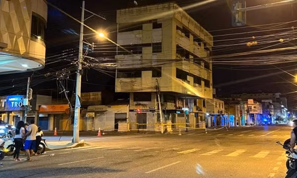 Theo chủ sở hữu tòa nhà, El Inmortal được thiết kế bởi kỹ sư nổi tiếng Jorge Manzano và đáp ứng đầy đủ các tiêu chuẩn an toàn. Ảnh: Ecuavisa