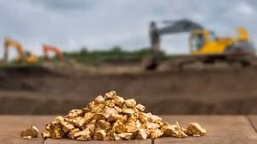 Tuy nhiên, "suối vàng" này không được các chuyên gia đưa vào khai thác. Bởi, quặng vàng tại vùng núi Phục Ngưu phần lớn là quặng đá, rất khó khai thác và chi phí khai thác rất cao. Ảnh minh họa