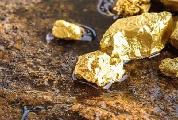 Các chuyên gia cũng nghi ngờ con suối nơi anh Trương tìm được khối vàng rất có thể là “con suối vàng” hoặc sẽ có một mỏ vàng ở gần dòng suối này. Ảnh minh họa