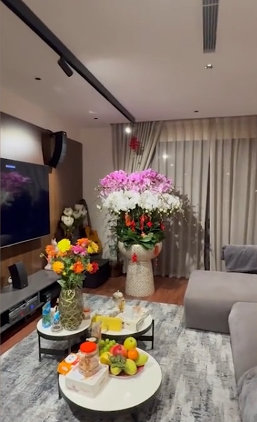 Có thể thấy, căn nhà của Lệ Quyên tại Hà Nội rộng không kém biệt thự ở Sài Gòn. Ảnh chụp màn hình