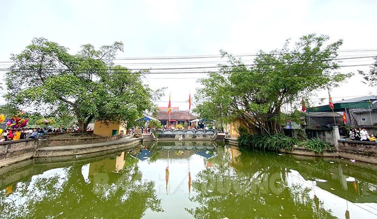 Chợ Đình Cả (Ninh Giang, Hải Dương) chỉ họp một năm duy nhất một lần vào sáng mùng 2 Tết. Ảnh: Báo Hải Dương