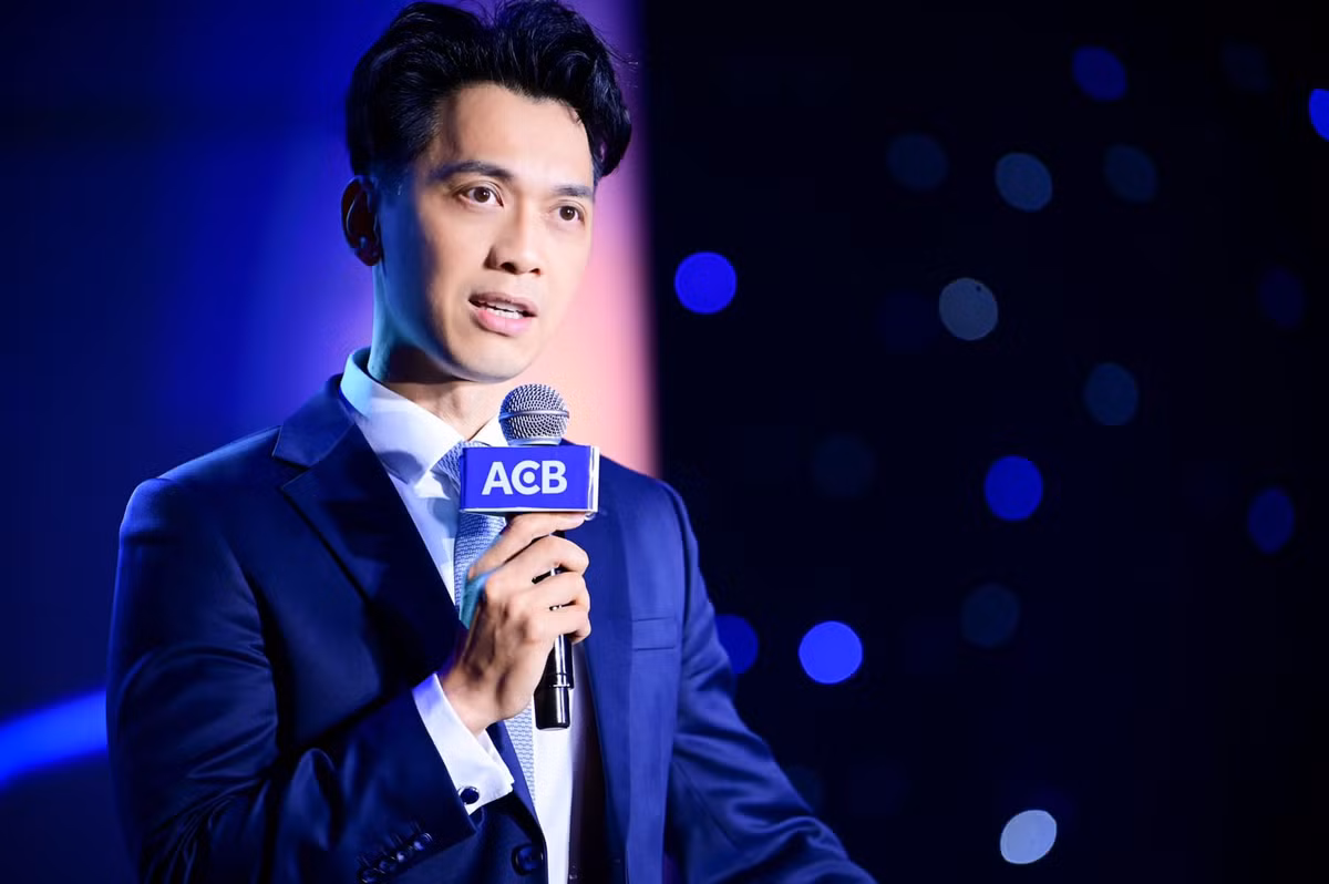 Doanh nhân Trần Hùng Huy là con trai ông Trần Mộng Hùng - một trong những người sáng lập Ngân hàng ACB và bà Đặng Thị Thu Thủy - thành viên Hội đồng quản trị Ngân hàng ACB. Ảnh: FB Trần Hùng Huy