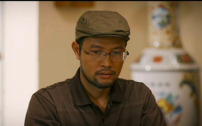 Mới đây, NSƯT Thái Sơn được khán giả nhận xét xứng đáng nhận danh hiệu NSND với vai ông Bình trong "Cha tôi người ở lại" đang gây sốt màn ảnh. Ảnh: Chụp màn hình