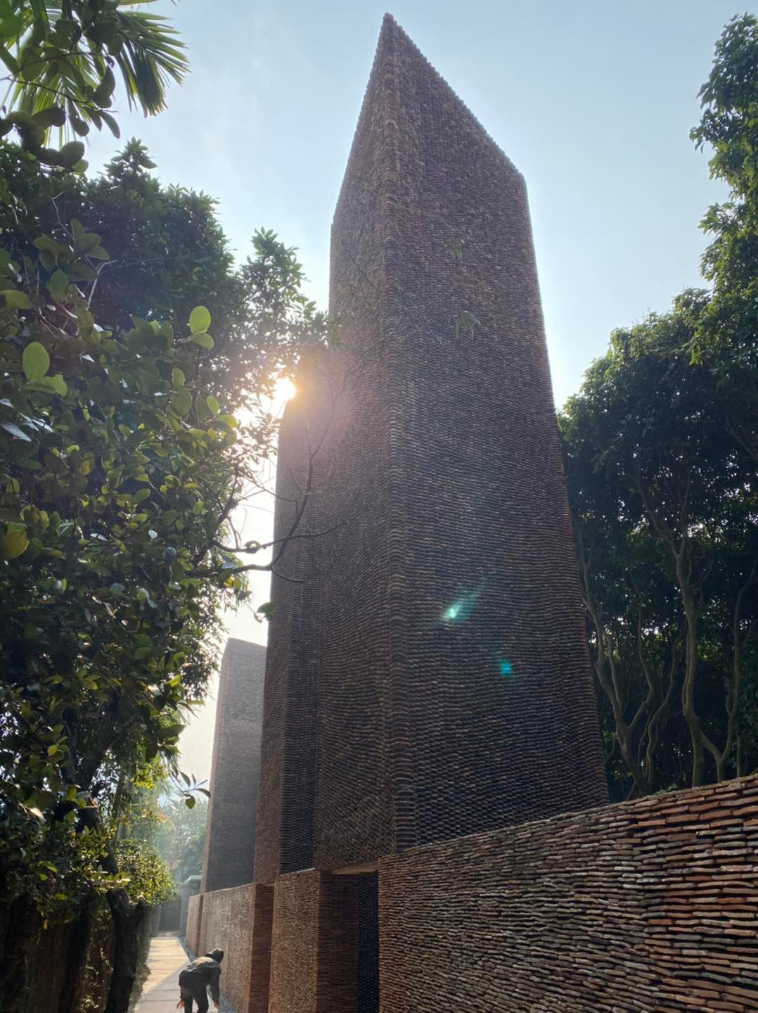 Bên cạnh đó, nghệ sĩ Xuân Hinh còn sở hữu biệt phủ rộng 5.000m2 tại Sóc Sơn, Hà Nội. Ảnh: FB Xuân Hinh