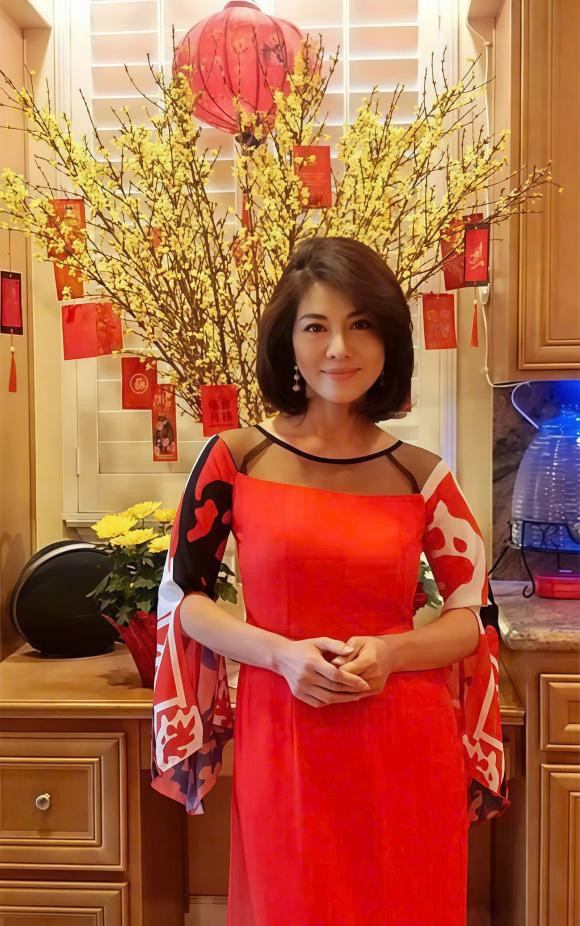 Ngôi nhà gồm 2 tầng, nằm trên diện tích đất khoảng 1.000m2. Ảnh: FBNV