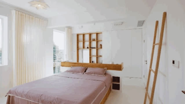 Khu vực nhà chính chia thành 3 tầng. Hai phòng ngủ dành cho người già nằm ở tầng 1. Cuối tuần, con cháu về quê sẽ nghỉ ngơi ở tầng 2. Ảnh: The Paper