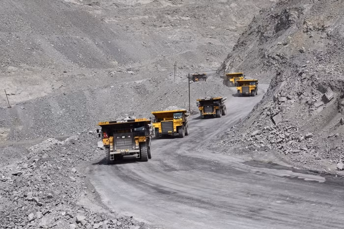 Dự kiến giai đoạn phát triển thứ 5 sẽ tiêu tốn 733,9 triệu USD cho việc khai thác quặng ngầm và hiện đại hóa đội khai thác. Ảnh: Mining