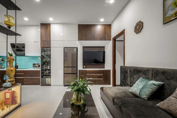 Nội thất mang phong cách đương đại, chủ yếu sử dụng gam màu trắng trang nhã. Ảnh: Architizer