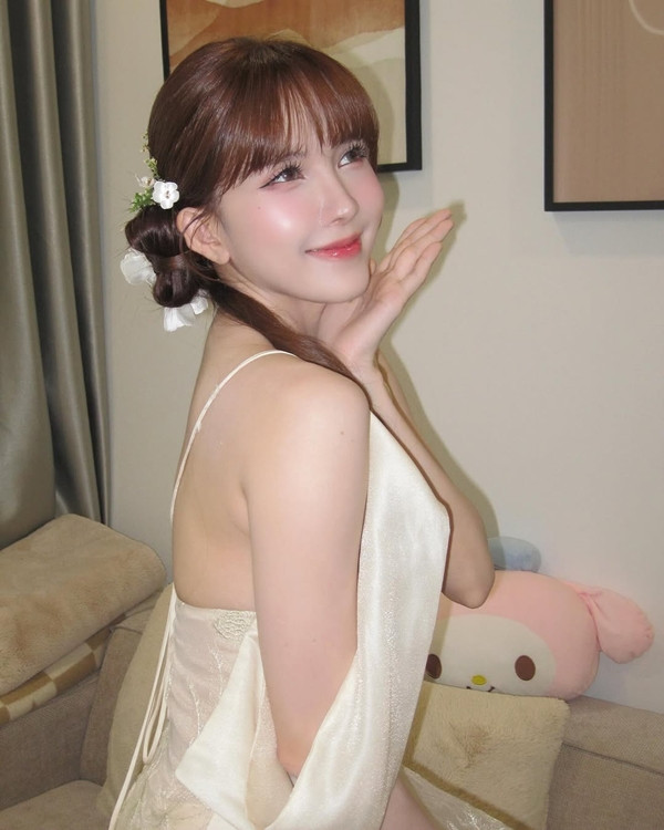 Một góc khác trong căn nhà của Thiều Bảo Trâm. Ảnh: FBNV