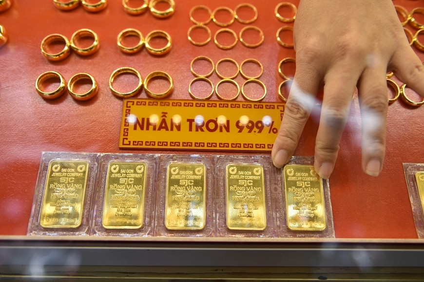 Gia vang hom nay 20/03: Tiep tuc tang phi ma?
