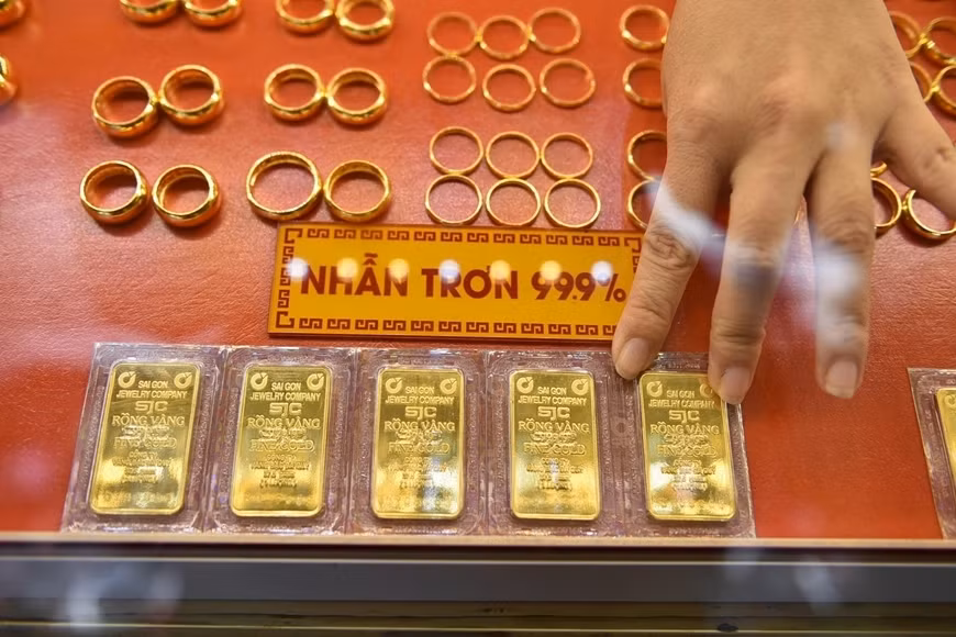 Gia vang hom nay 20/03: Tiep tuc tang phi ma?