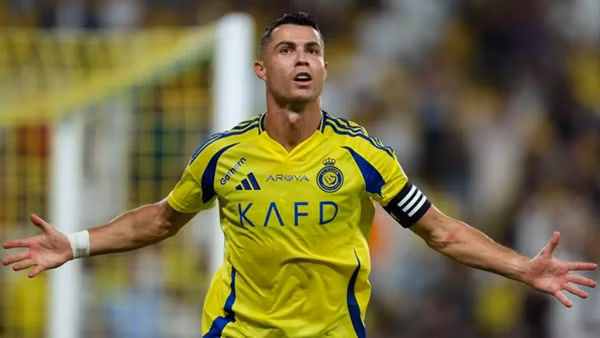 Phần thu nhập còn lại của Ronaldo đến từ các bản hợp đồng tài trợ cũng như doanh thu từ công việc kinh doanh. Ảnh: Ratopati