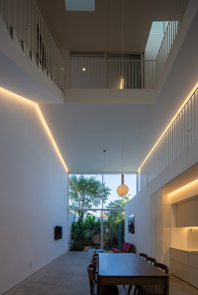 Mỗi không gian đều được kết nối và hỗ trợ bởi ánh sáng ban ngày, không khí trong lành bên ngoài, không gian xanh và thông gió tự nhiên. Ảnh: Hoàng Lê