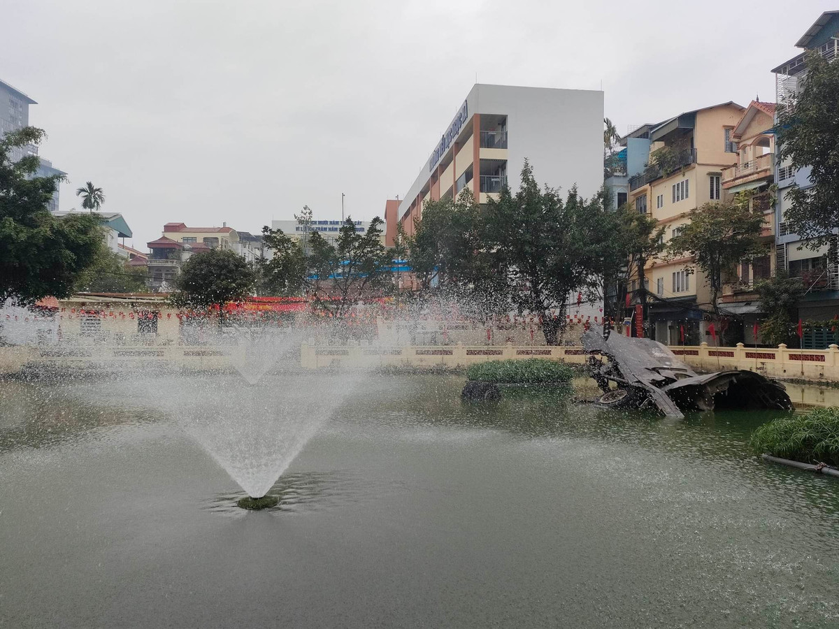 Trước sự xuống cấp cùng nguy cơ trở thành phế tích, vào tháng 4/2021, TP Hà Nội đã gấp rút triển khai dự án tu bổ, tôn tạo di tích lịch sử quốc gia hồ Hữu Tiệp.