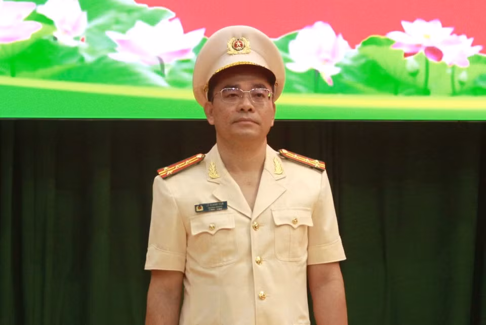 Đại tá Lê Quang Đạo, sinh năm 1976, quê quán Quảng Ngãi; trình độ Đại học An ninh, thạc sĩ Luật, Cao cấp lý luận chính trị. 