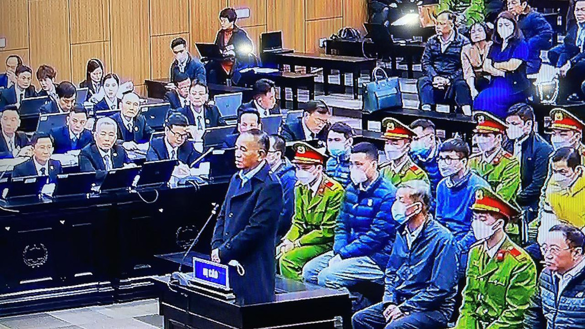 Vụ AIC-Nguyễn Thị Thanh Nhàn: Cựu bí thư Đồng Nai khai gì tại tòa? Vu AIC-Nguyen Thi Thanh Nhan: Cuu bi thu Dong Nai khai gi tai toa?