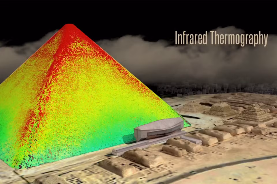 Một nhóm chuyên gia quốc tế sắp tiến hành dự án ScanPyramids, sử dụng hai phương pháp nhiệt ký hồng ngoại và kỹ thuật dựng hình ảnh dựa trên sự chuyển động của các hạt muon (muongraphy) để khám phá vị trí và vật chứa bên trong phòng bí mật ẩn giữa lòng đại kim tự tháp Giza.