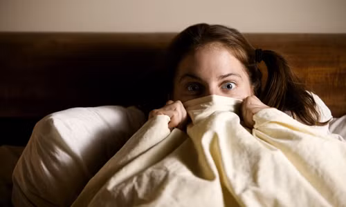 Sợ ngủ là nỗi sợ kỳ quái của những người mắc bệnh Somniphobia. Những người bị bệnh Somniphobia có các triệu chứng như thường xuyên bồn chồn, lo lắng và sợ hãi quá mức đối với giấc ngủ.